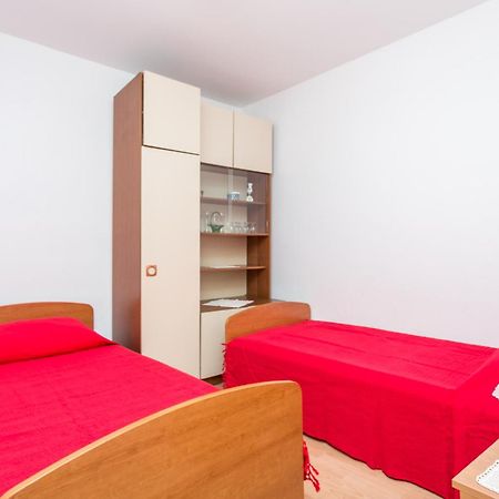 Apartments By The Sea Seget Vranjica, Trogir - 1038 Exterior foto