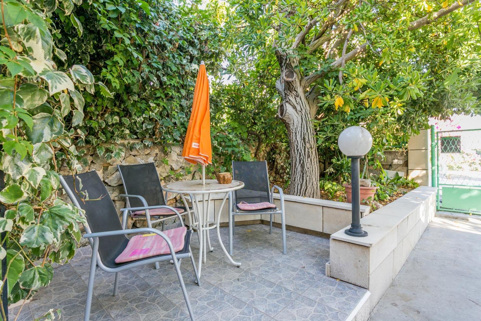 Apartments By The Sea Seget Vranjica, Trogir - 1038 Exterior foto